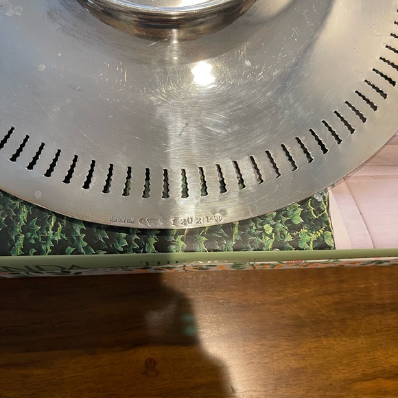 Vintage Silver Plated Round Serving platter - Picture 2 of 5